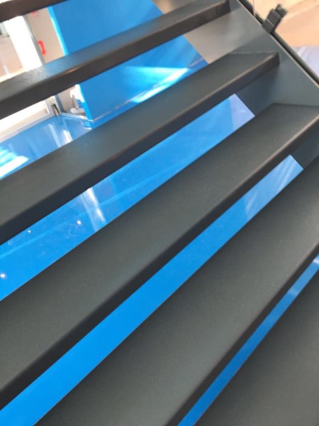 Postbode transactie Isoleren Antislip coating trappen Coolblue Amsterdam | Vloerveilig